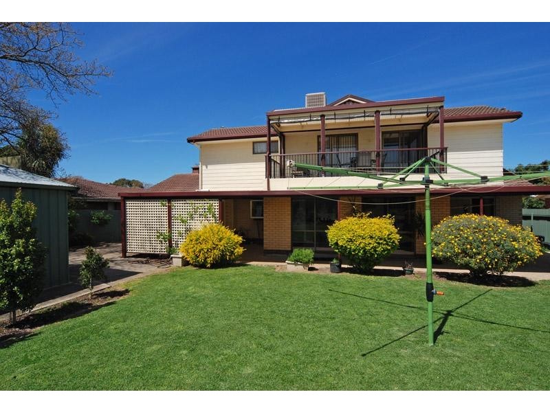 22 Vulcan Ave, Modbury Heights SA 5092