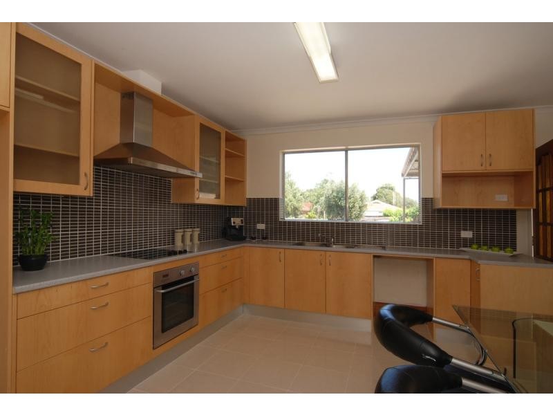 25 Breaker Street, St Morris SA 5068