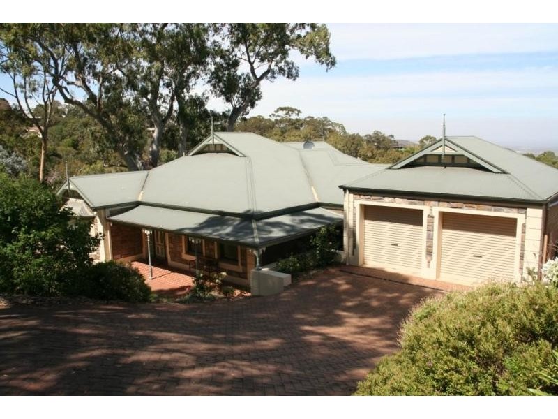 3 St Andrews Ave, Mount Osmond SA 5064