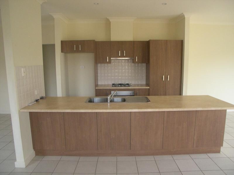 4 Forrest STreet, Blair Athol SA 5084