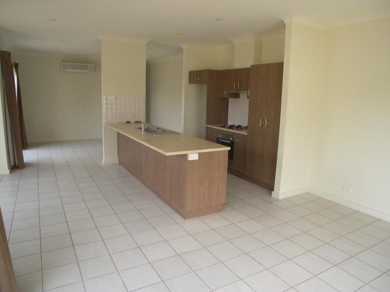 4 Forrest STreet, Blair Athol SA 5084