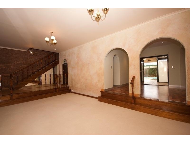 2 Raymond Ave, Athelstone SA 5076