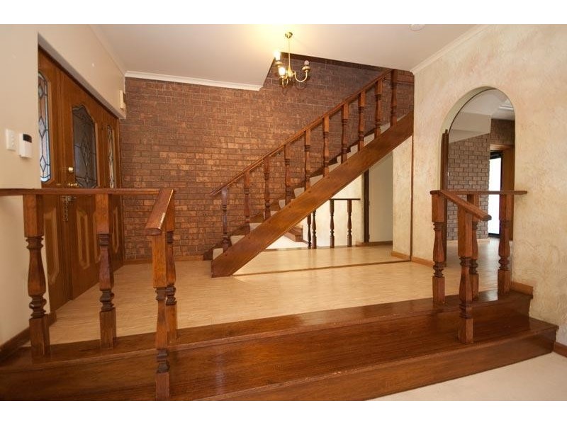 2 Raymond Ave, Athelstone SA 5076