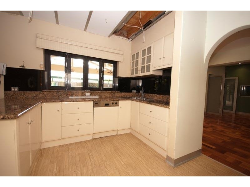 2 Raymond Ave, Athelstone SA 5076