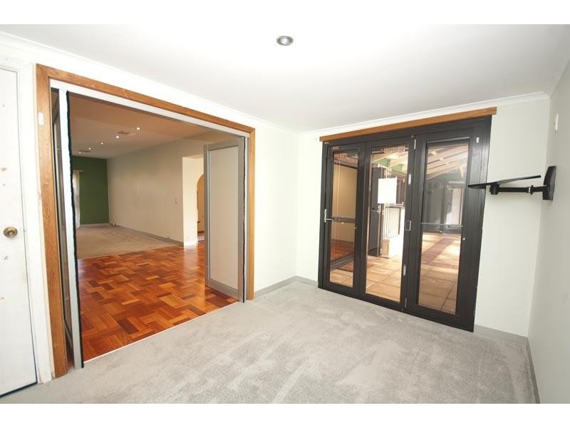 2 Raymond Ave, Athelstone SA 5076