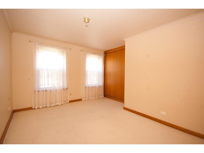 2 Raymond Ave, Athelstone SA 5076