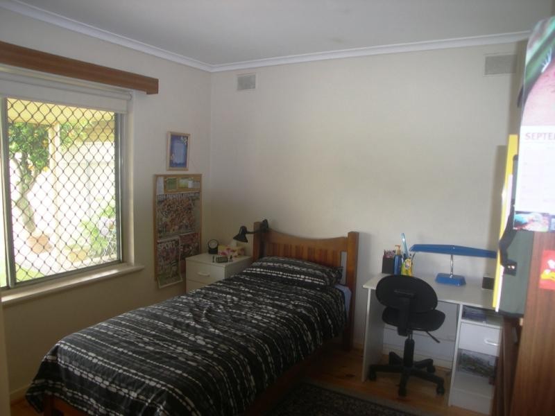 6 Maple ST, Felixstow SA 5070