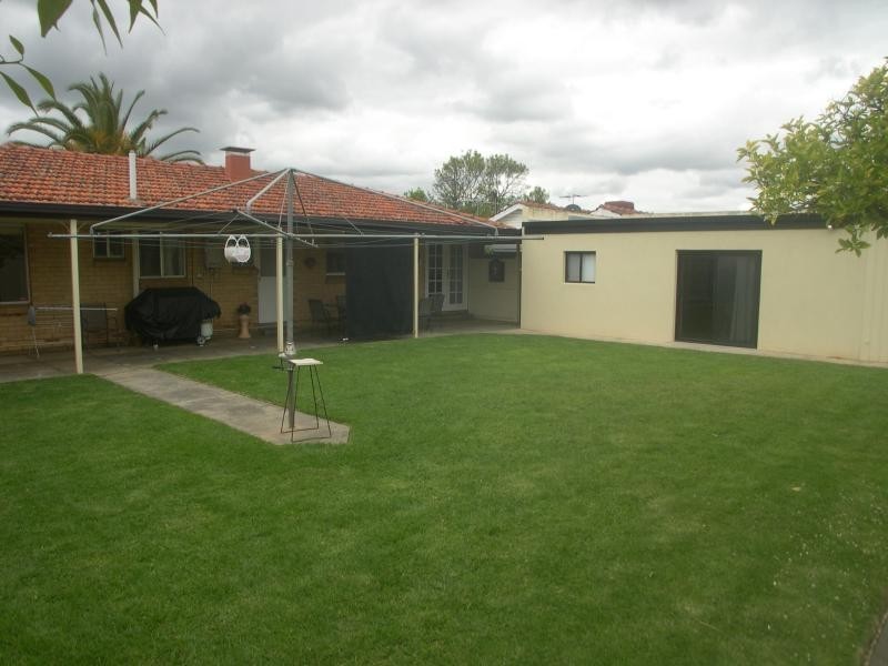 6 Maple ST, Felixstow SA 5070