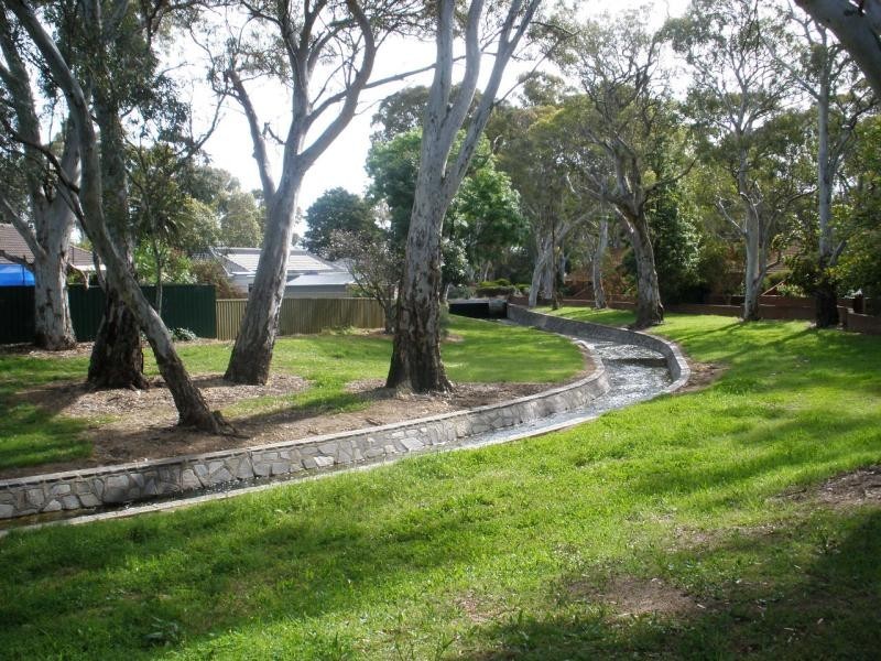 3 Julia Drive, Rostrevor SA 5073