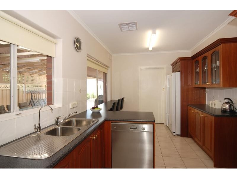 3 Philip Court, Rostrevor SA 5073
