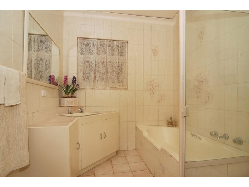 4 Amanda St, Hectorville SA 5073