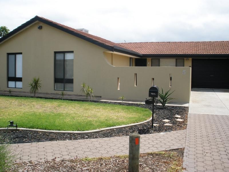 5 Philia Court, Mansfield Park SA 5012