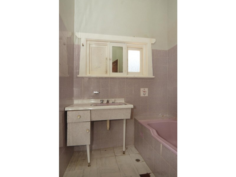 83 Barnes Rd, Glynde SA 5070