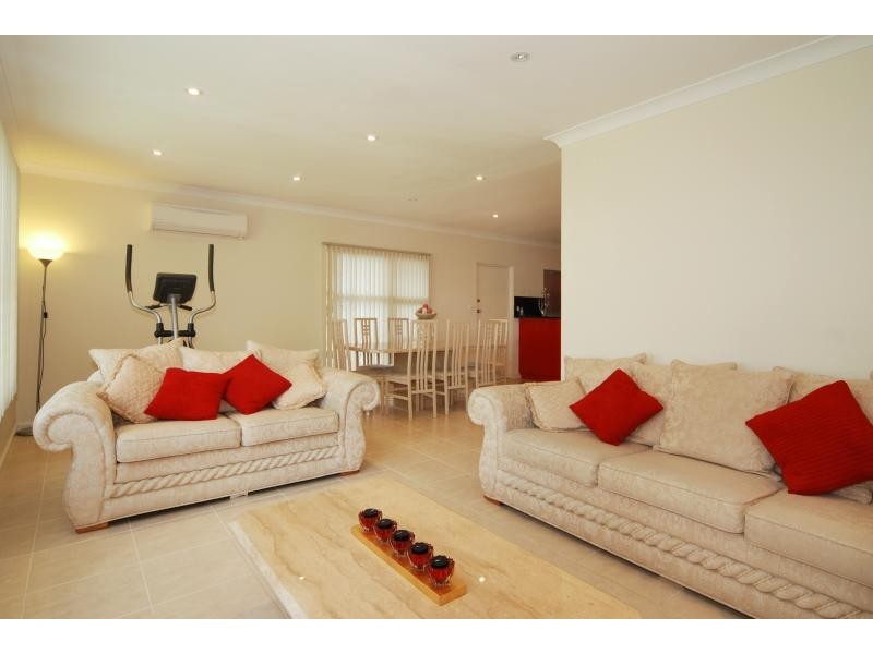 14 Louis Crescent, Newton SA 5074