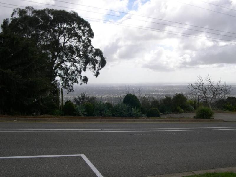 90 Coach Road, Skye SA 5072