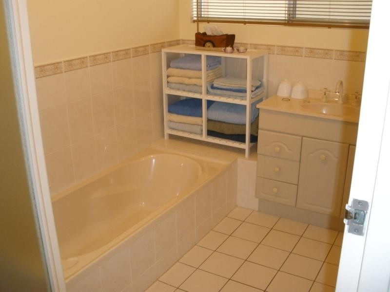 26 Richland Rd, Newton SA 5074