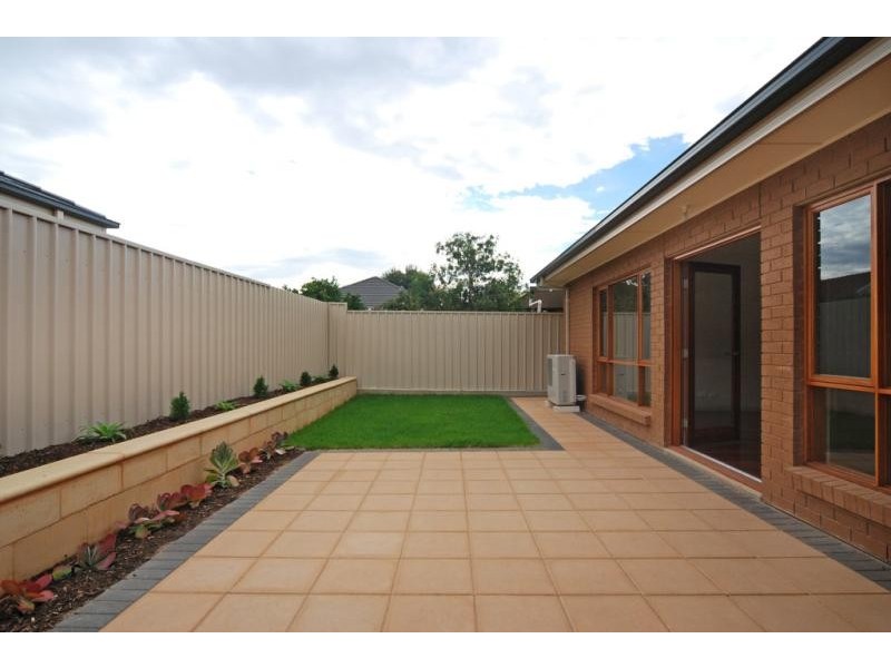 48 Harris Road, Vale Park SA 5081