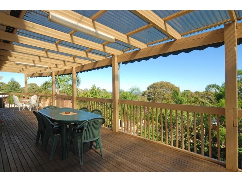 8 Wistaria Grove, Athelstone SA 5076
