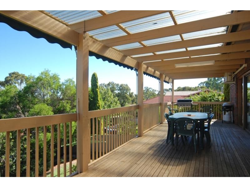 8 Wistaria Grove, Athelstone SA 5076