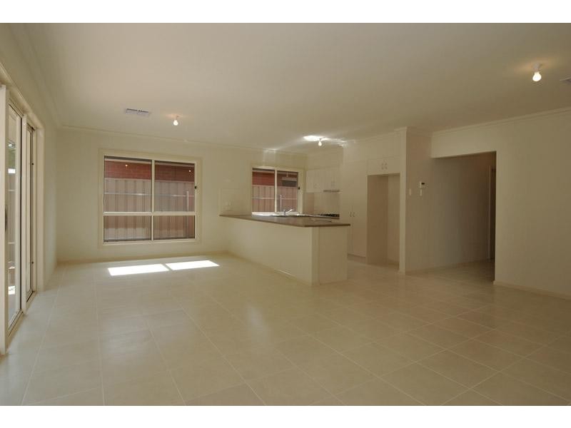 28 a Karingal Rd, Dernancourt SA 5075