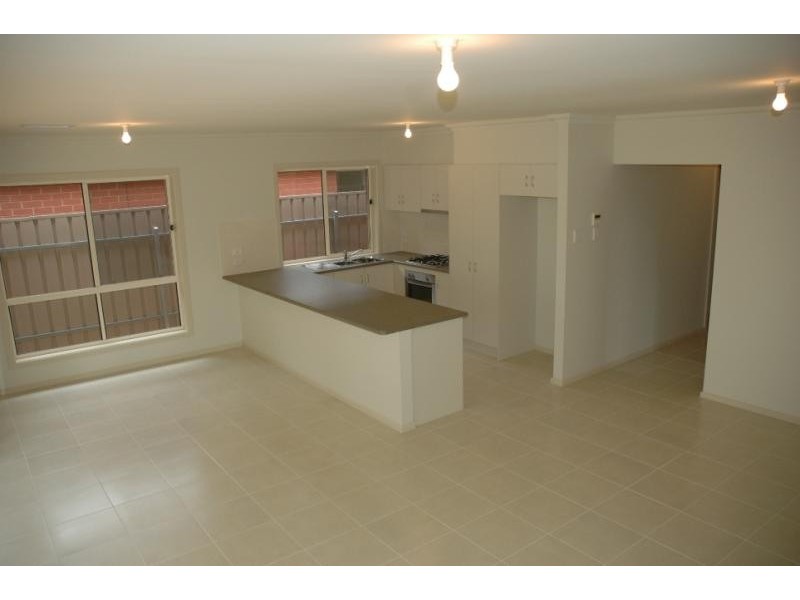 28 a Karingal Rd, Dernancourt SA 5075