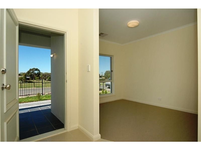 7 Hendry Court, Gilles Plains SA 5086