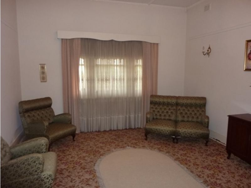 4 Paqualin Street, Hendon SA 5014