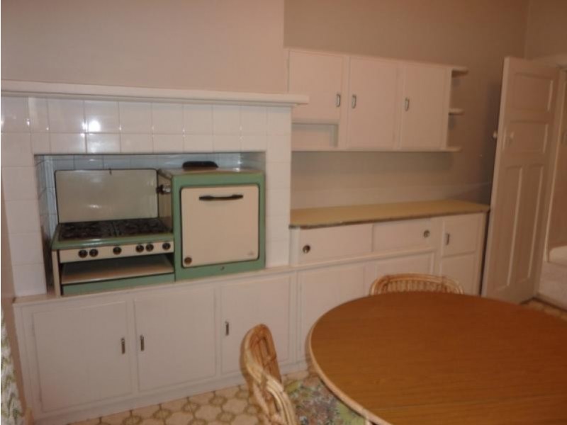 4 Paqualin Street, Hendon SA 5014