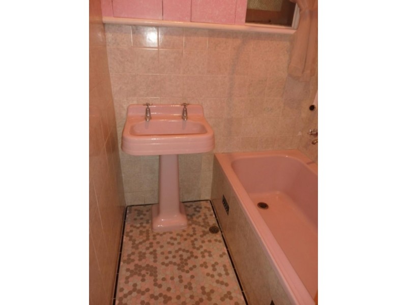 4 Paqualin Street, Hendon SA 5014