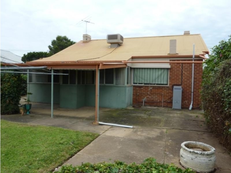 4 Paqualin Street, Hendon SA 5014