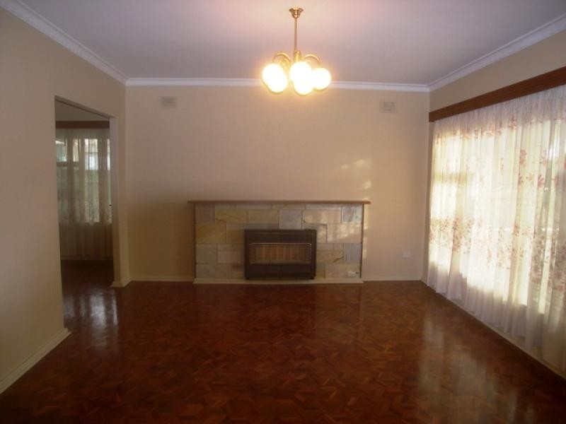 4 Eversley Avenue, Enfield SA 5085