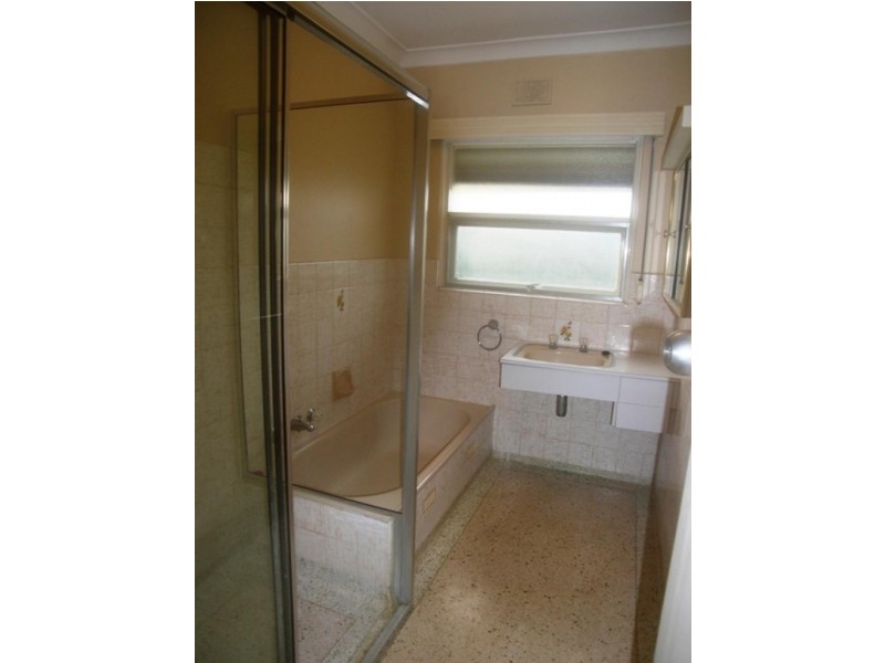 4 Eversley Avenue, Enfield SA 5085