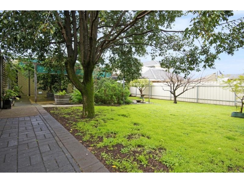 8 Redford Street, Vale Park SA 5081