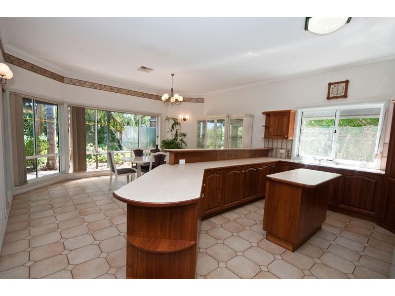 1 Dutton Street, Glen Osmond SA 5064