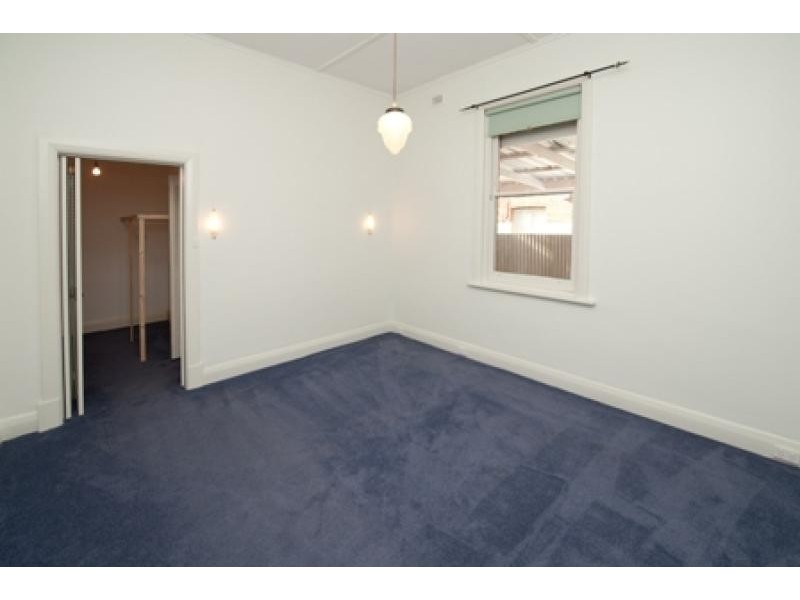 25 Rowell Crescent, West Croydon SA 5008