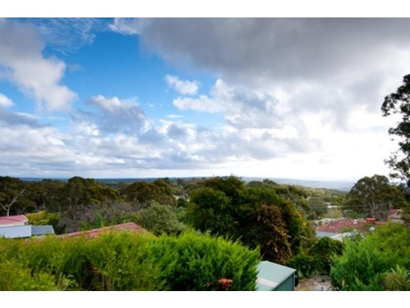 1 Caroline Ave, Belair SA 5052