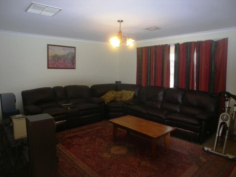 24 Sandstone Avenue, Walkley Heights SA 5098