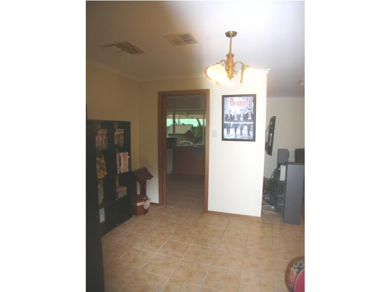 24 Sandstone Avenue, Walkley Heights SA 5098