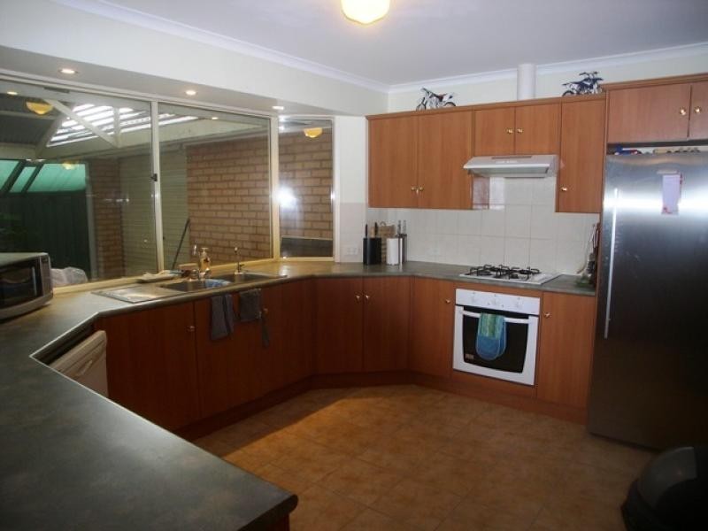 24 Sandstone Avenue, Walkley Heights SA 5098