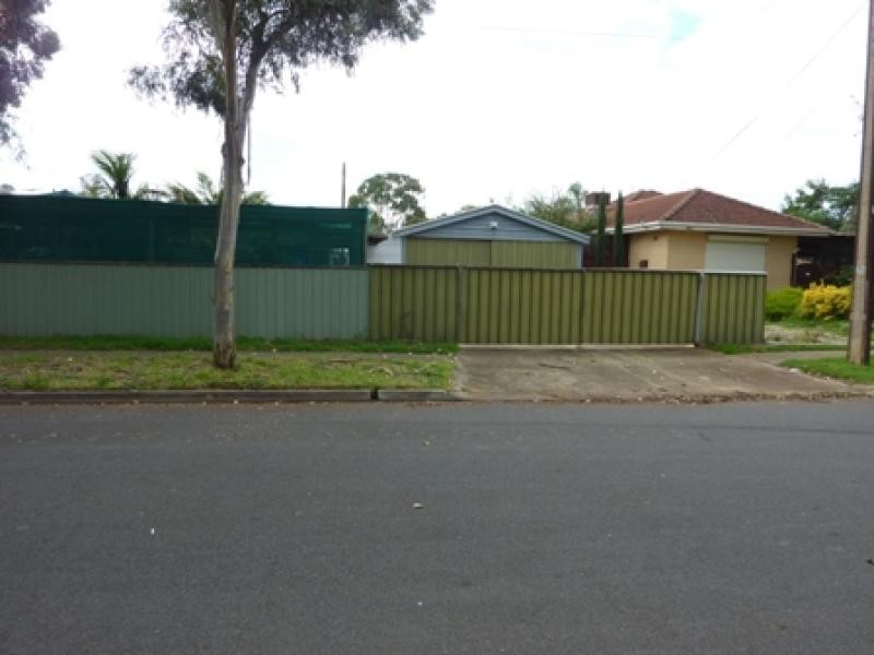 8 Wayne Street, Salisbury SA 5108