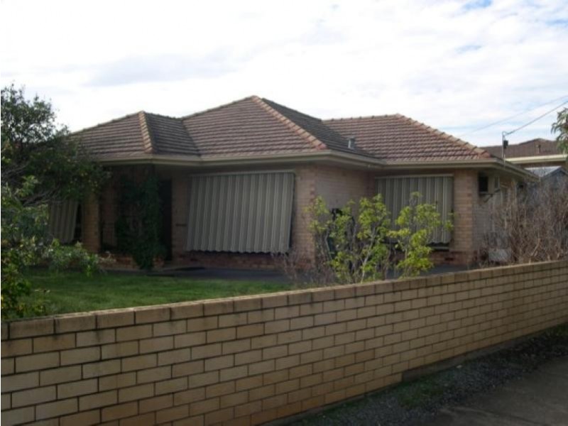 2 Millar Court, Campbelltown SA 5074