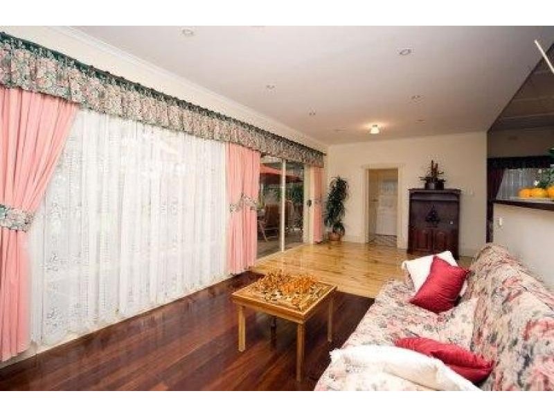 19 Elizabeth Street, Prospect SA 5082