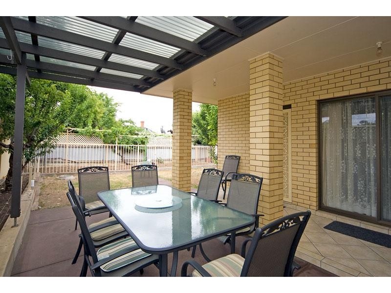 17 Farrant Street, Prospect SA 5082