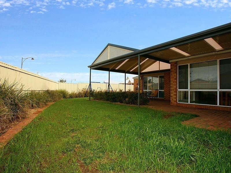 2 Lakeridge Circuit, Burton SA 5110