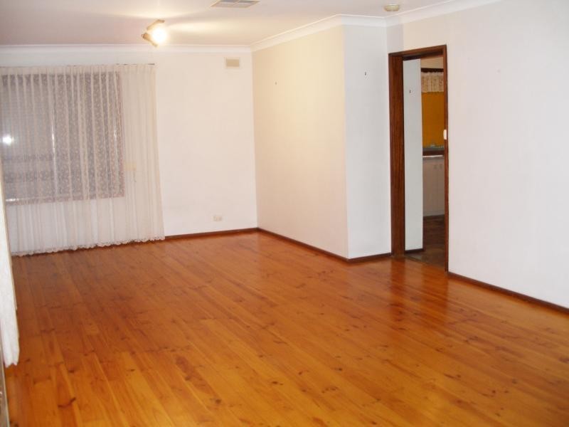 11 Warwick Street, Salisbury East SA 5109