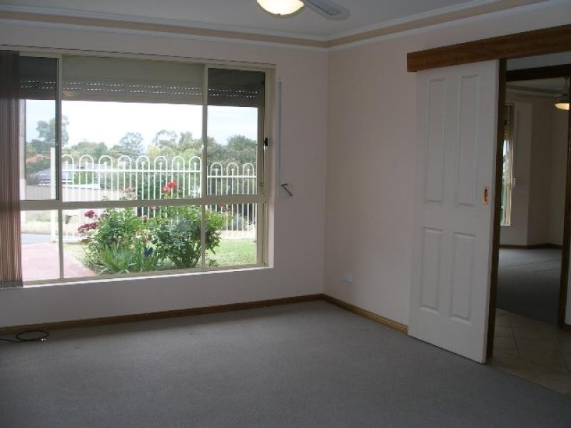 76 Williamson Road, Para Hills SA 5096