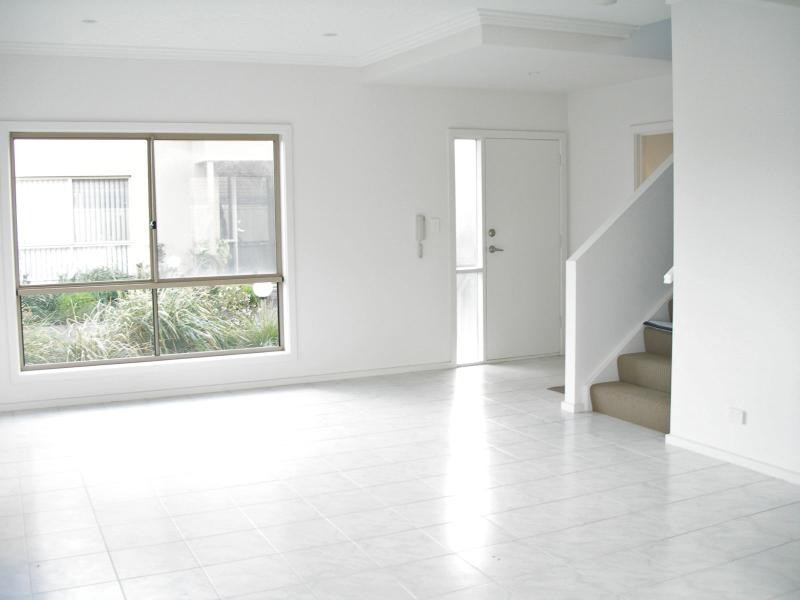 8/5-7 Rosette Avenue, Para Hills West SA 5096