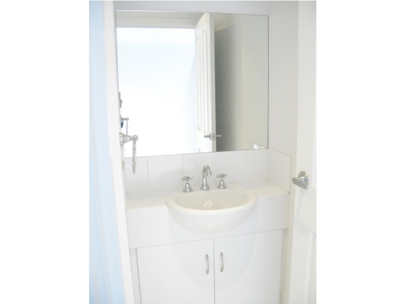 8/5-7 Rosette Avenue, Para Hills West SA 5096