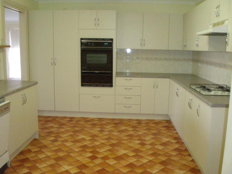 28 OLIVE GROVE, Munno Para West SA 5115