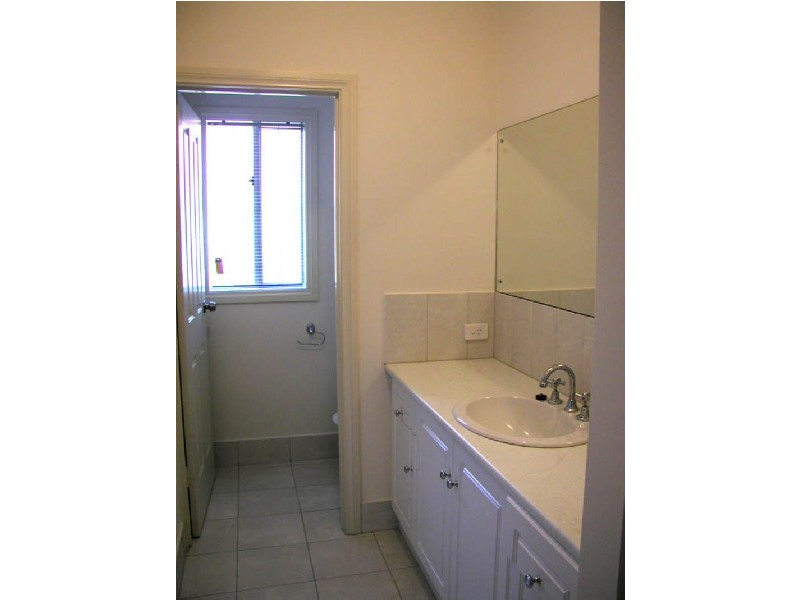 9 GAIRDNER LANE, Mawson Lakes SA 5095